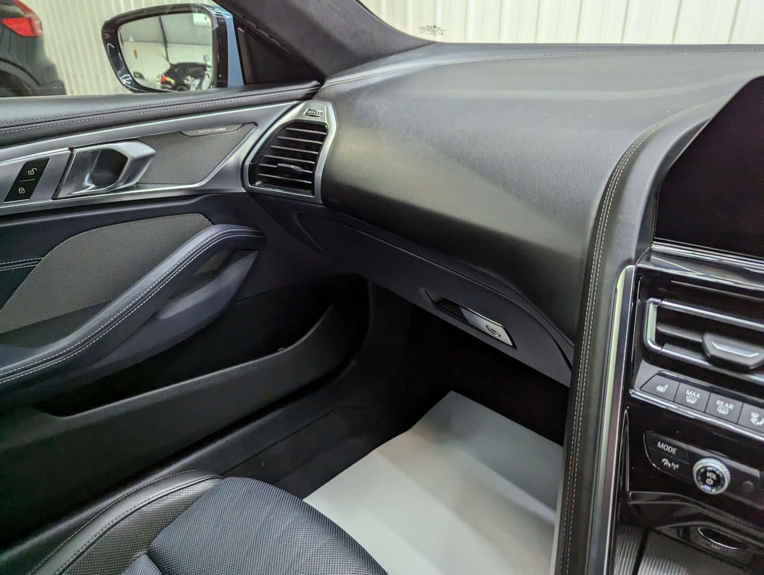 Used BMW 8 Series 2018 for sale - 77383386: Photo 82