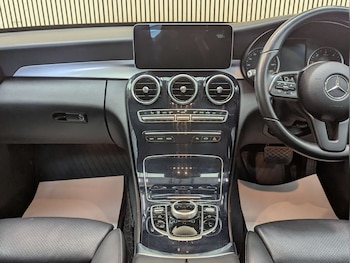 Used Mercedes-Benz C Class 2018 for sale - 79009974: Photo
