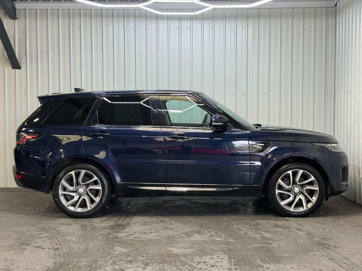 Used Land Rover Range Rover Sport 2020 for sale - 76765004: Photo 14