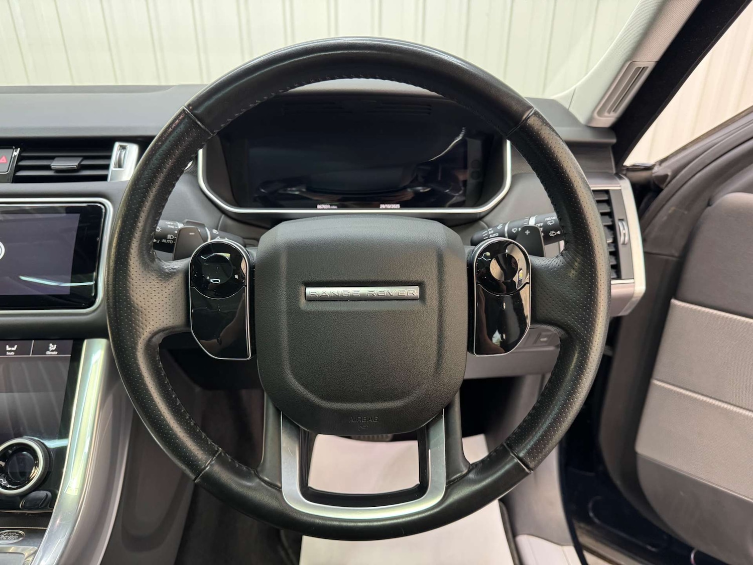 Used Land Rover Range Rover Sport 2020 for sale - 76765004: Photo 75