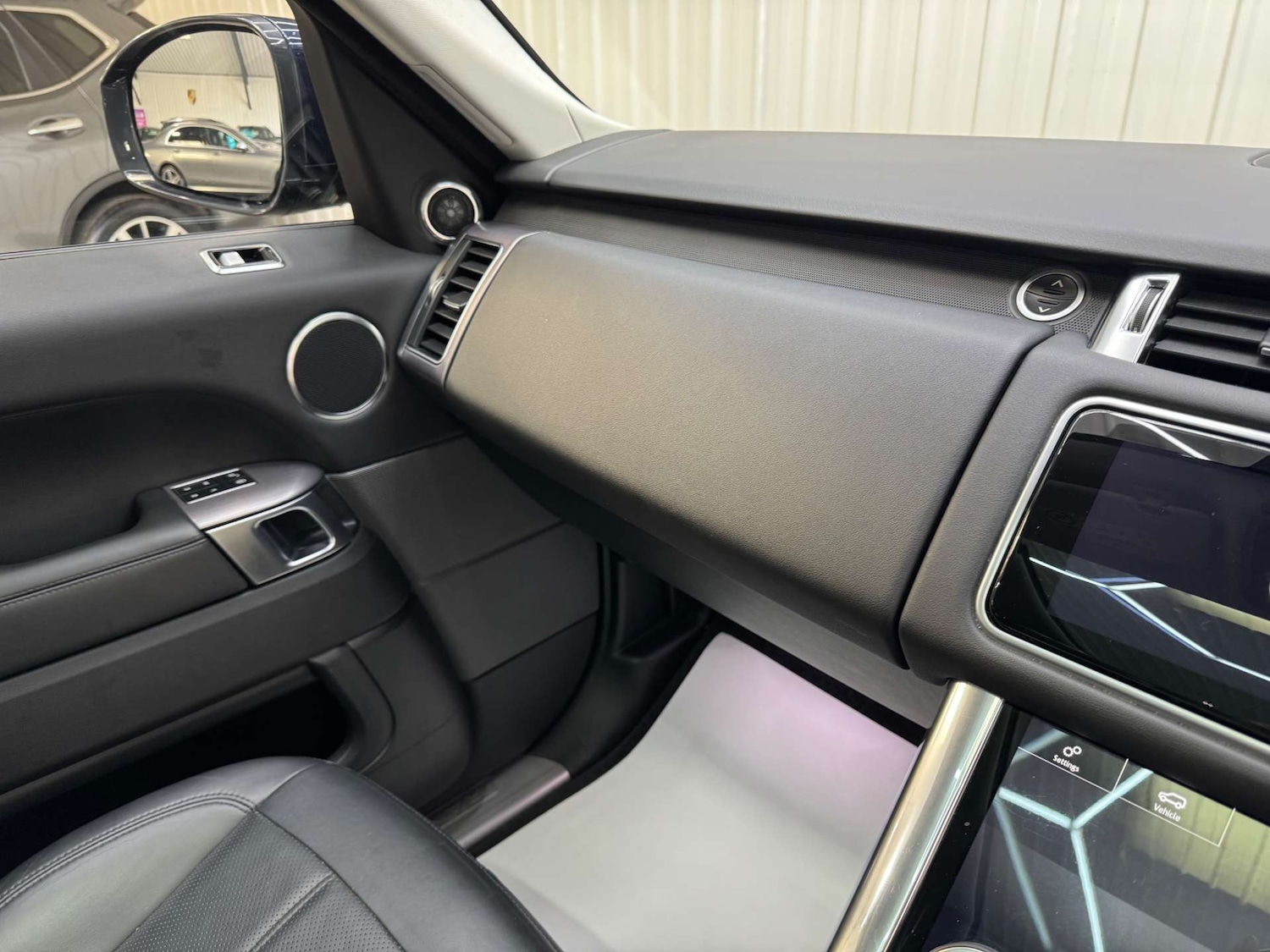 Used Land Rover Range Rover Sport 2020 for sale - 76765004: Photo 93