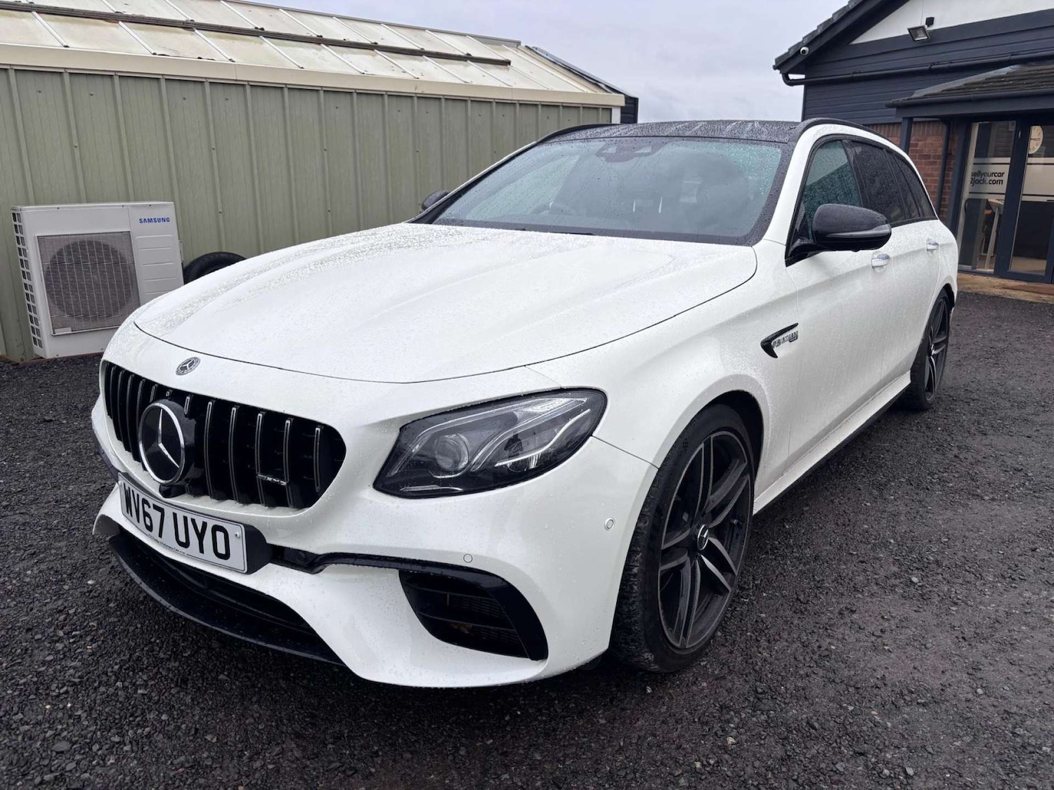 Used Mercedes-Benz E Class 2017 for sale - 76977390: Photo 11