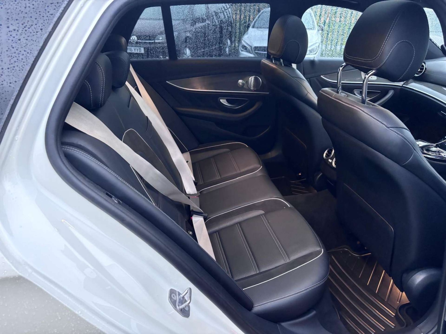 Used Mercedes-Benz E Class 2017 for sale - 76977390: Photo 22