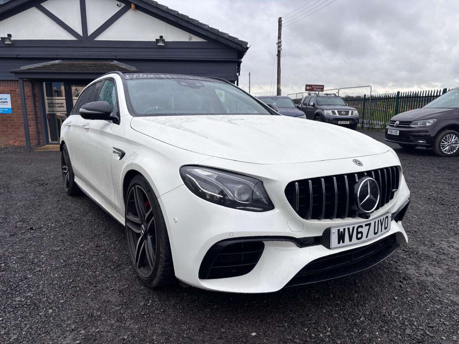 Used Mercedes-Benz E Class 2017 for sale - 76977390: Photo 25