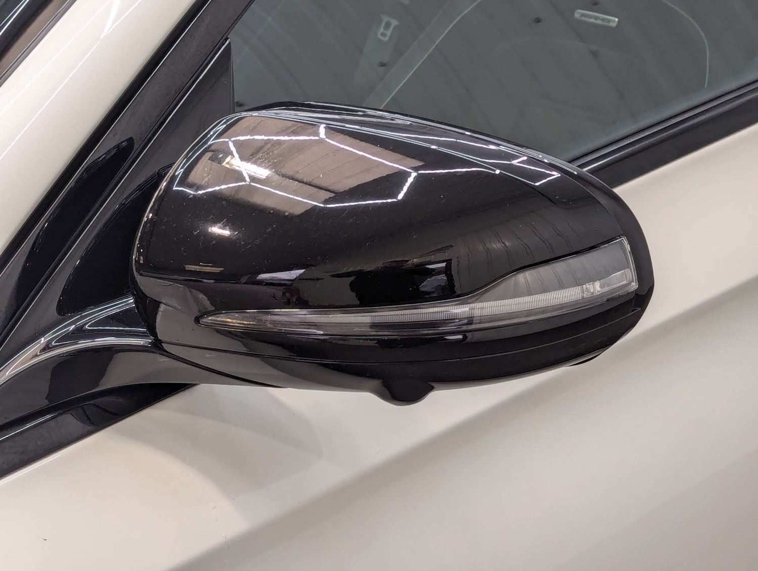 Used Mercedes-Benz E Class 2017 for sale - 76977390: Photo 30