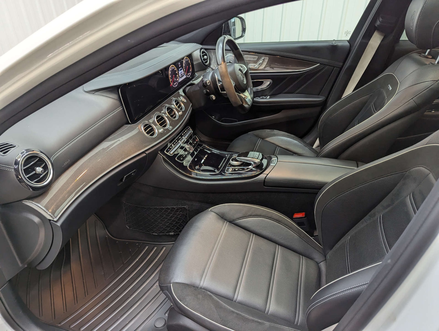 Used Mercedes-Benz E Class 2017 for sale - 76977390: Photo 56