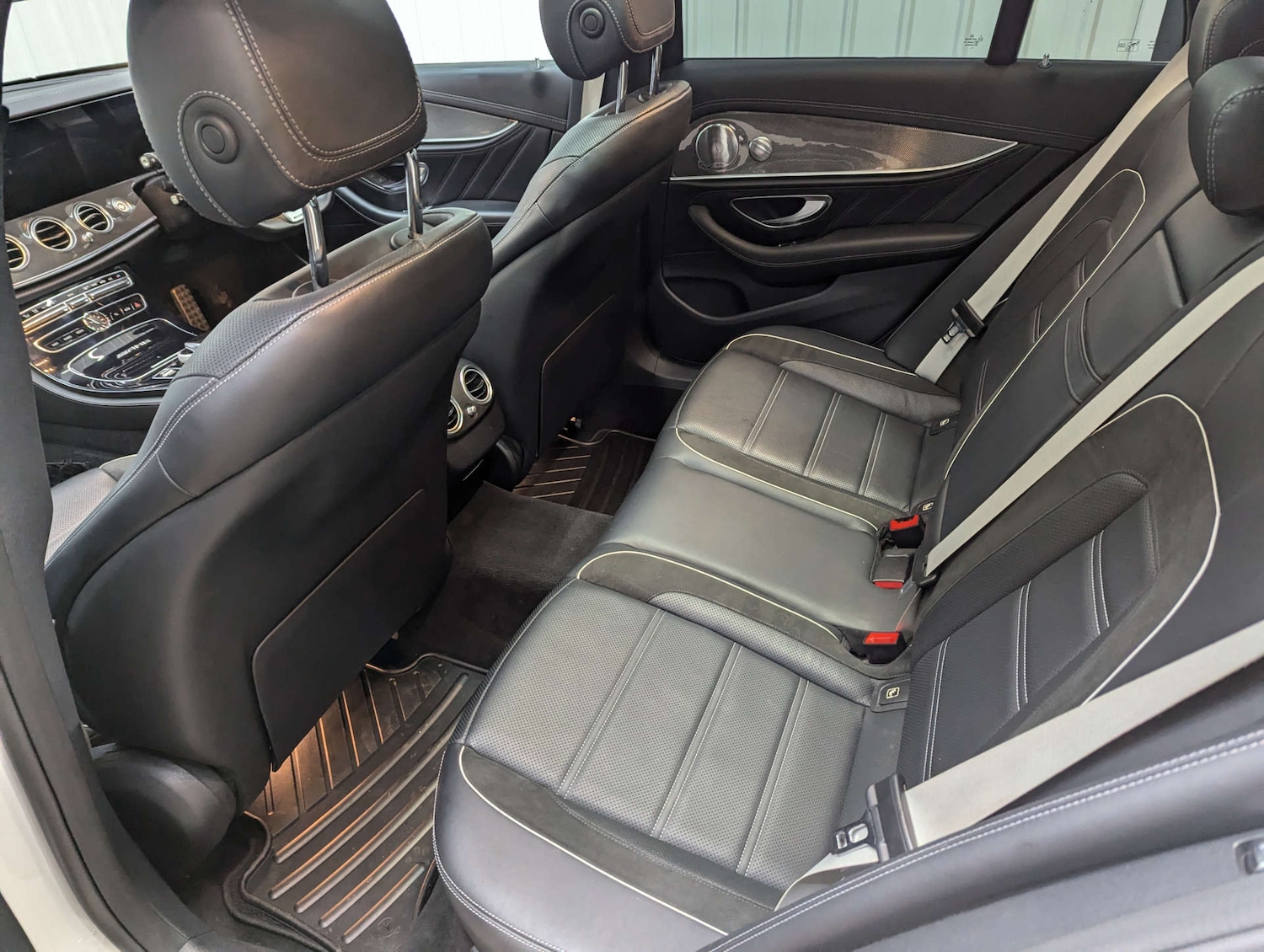 Used Mercedes-Benz E Class 2017 for sale - 76977390: Photo 67