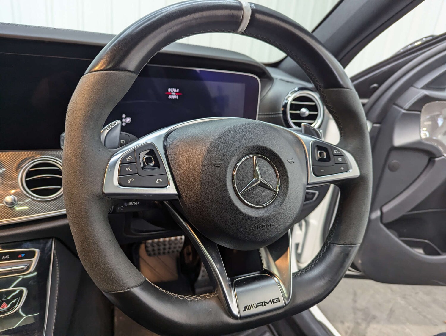 Used Mercedes-Benz E Class 2017 for sale - 76977390: Photo 85
