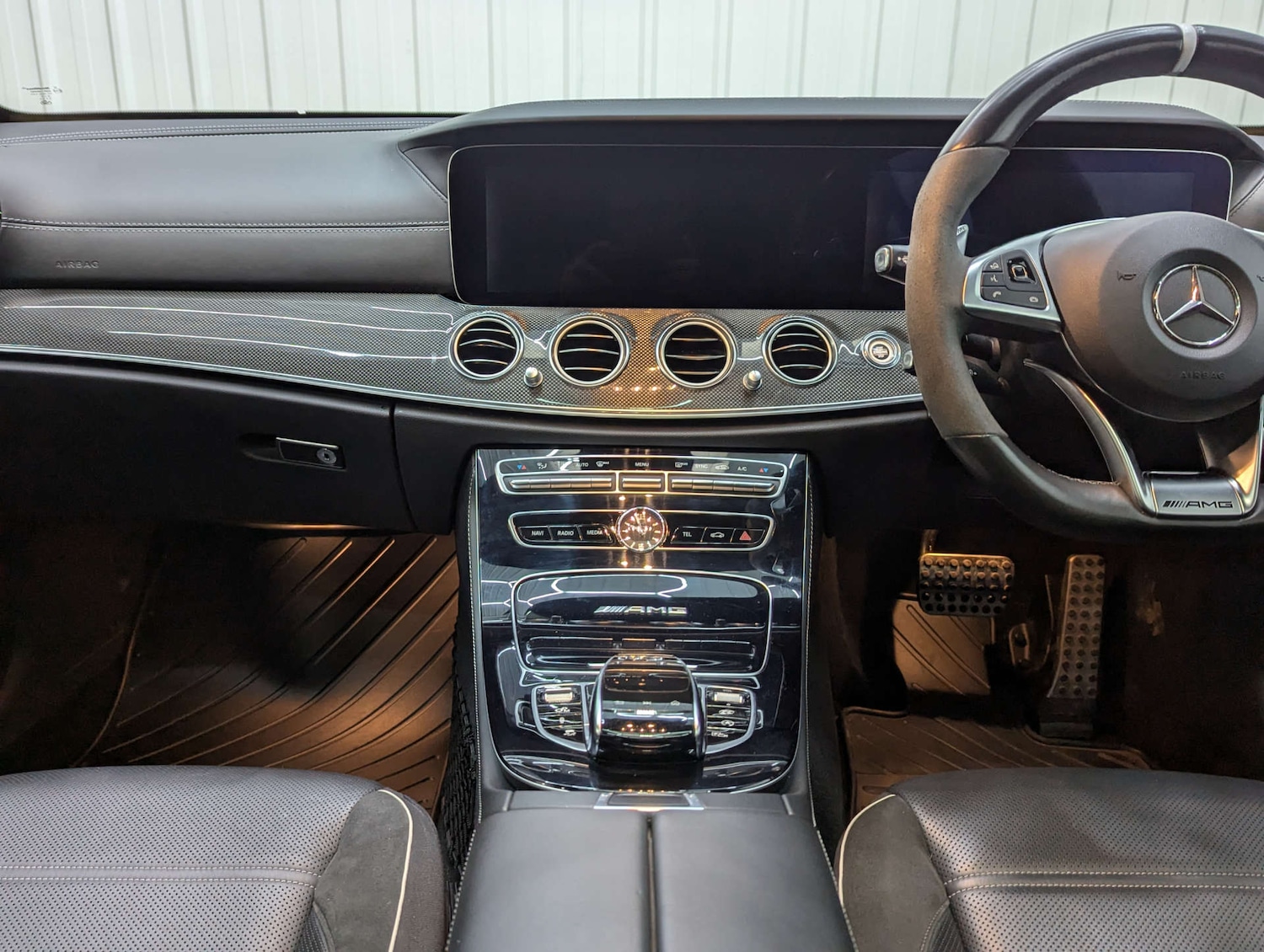 Used Mercedes-Benz E Class 2017 for sale - 76977390: Photo 95