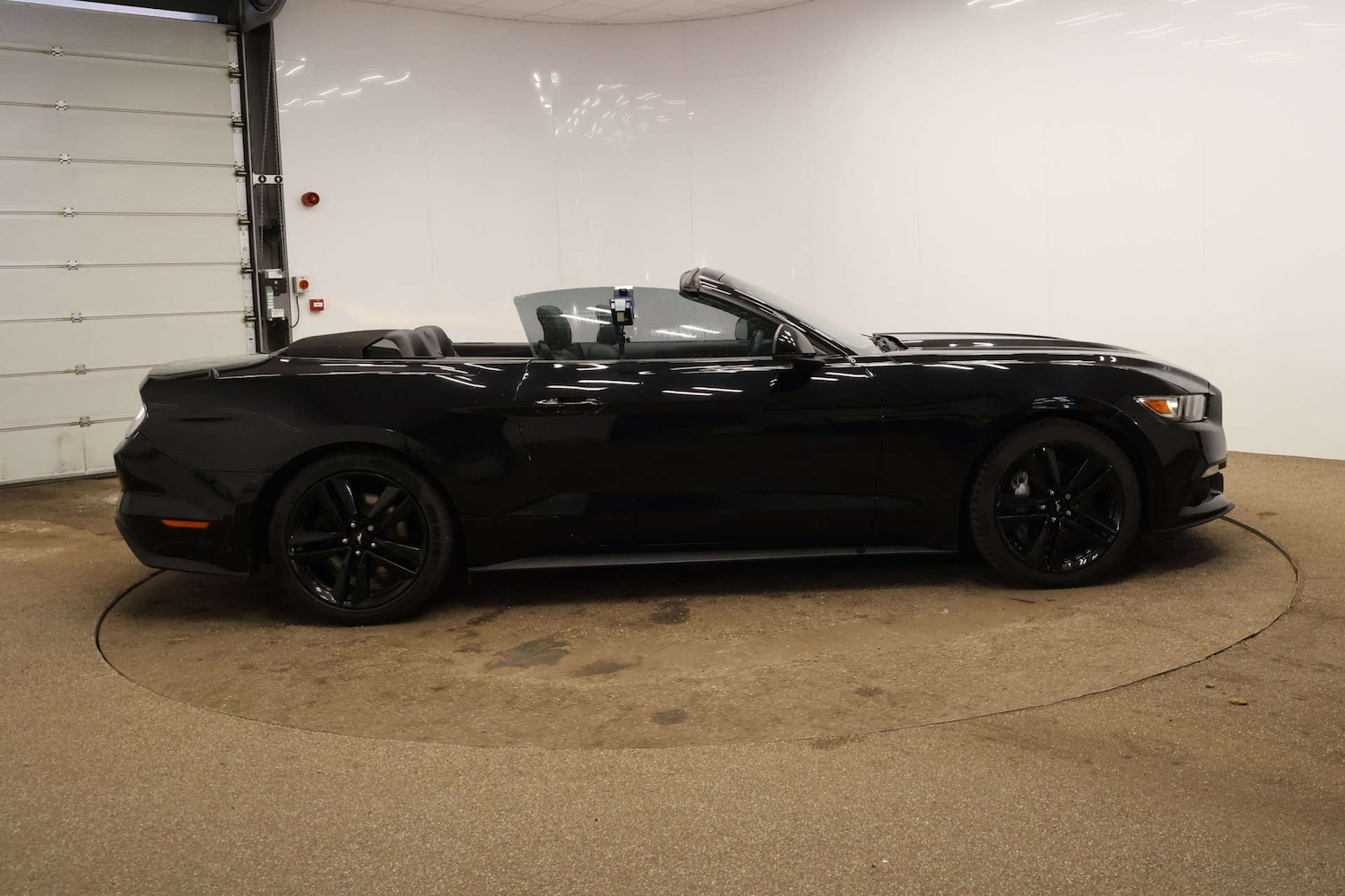 Used Ford Mustang 2016 for sale - 78097326: Photo 10
