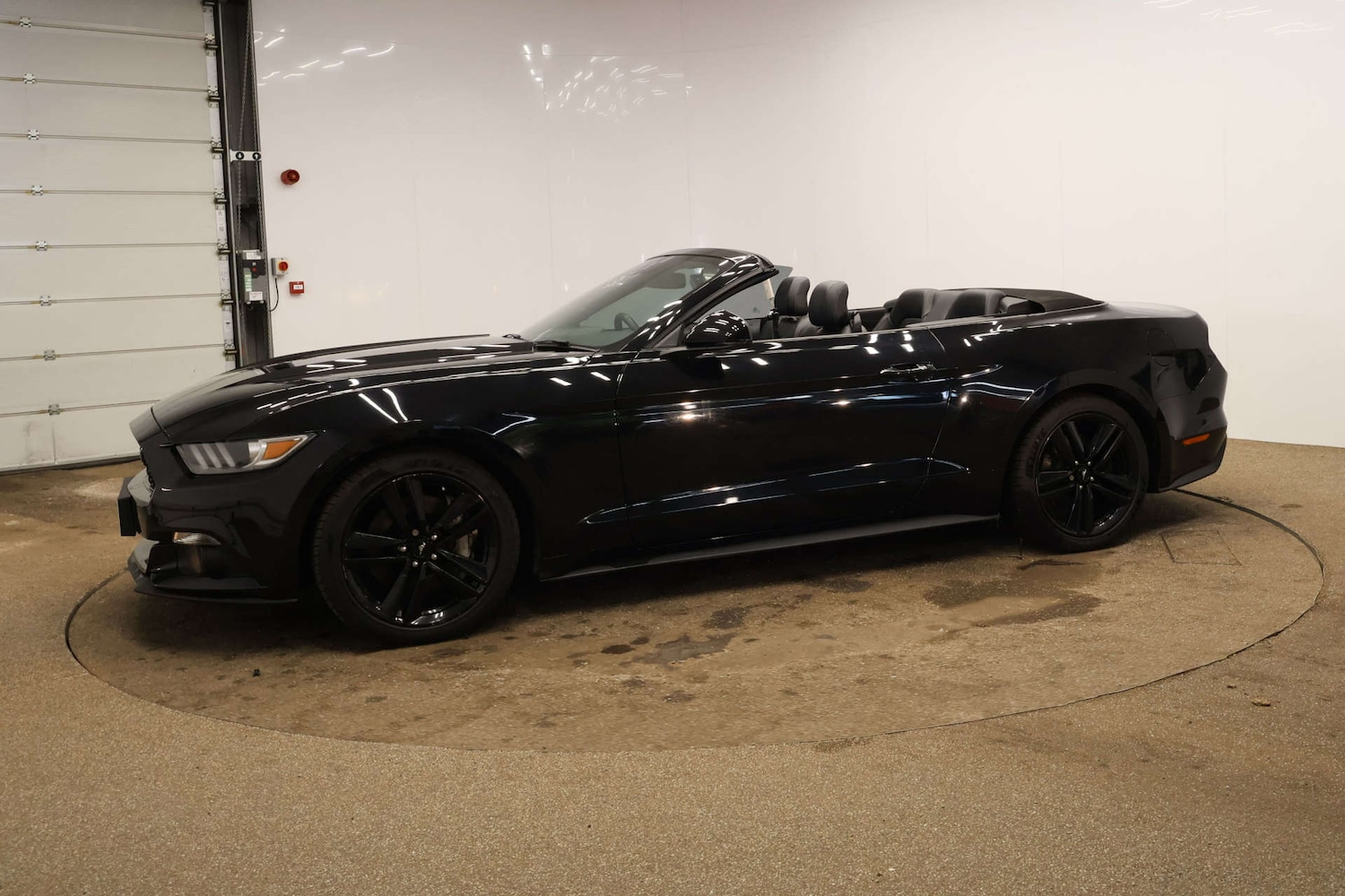 Used Ford Mustang 2016 for sale - 78097326: Photo 18