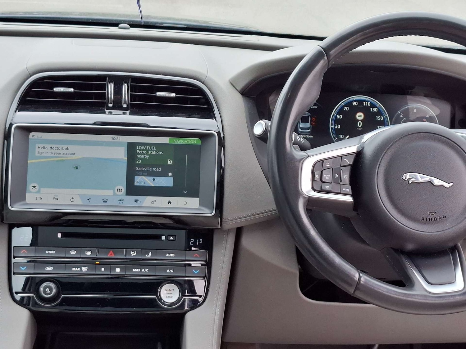 Used Jaguar F-Pace 2017 for sale - 77888830: Photo 10