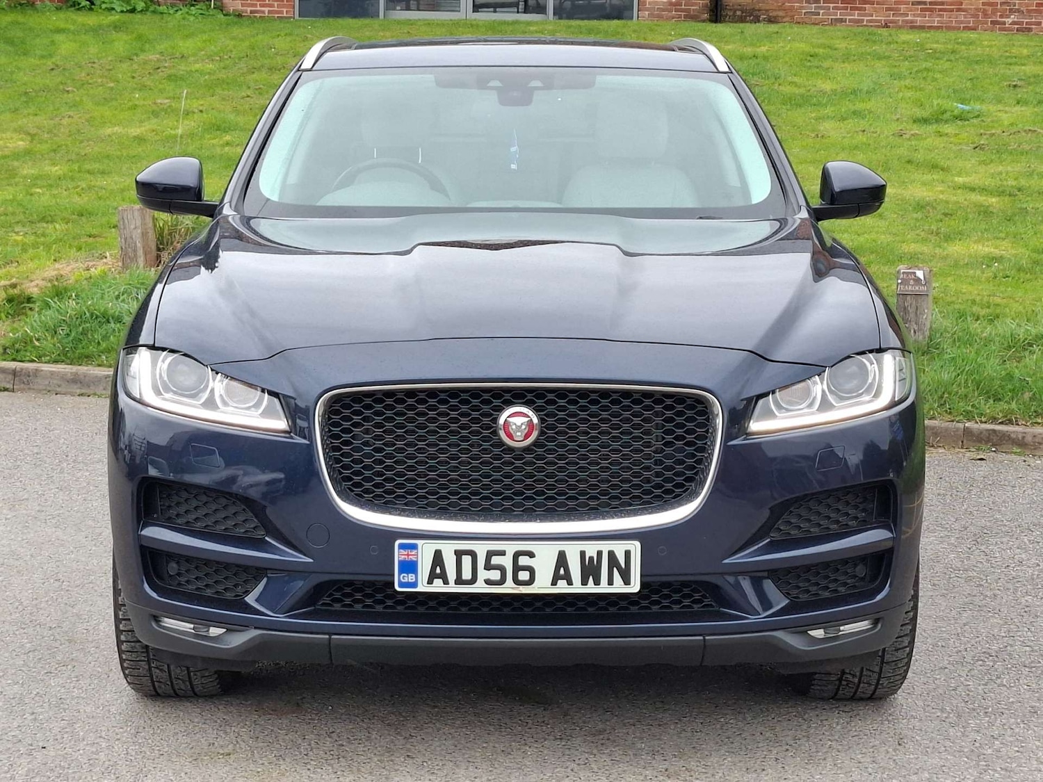 Used Jaguar F-Pace 2017 for sale - 77888830: Photo 7