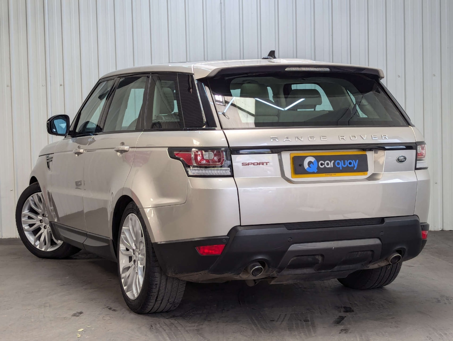 Used Land Rover Range Rover Sport 2015 for sale - 77195835: Photo 11