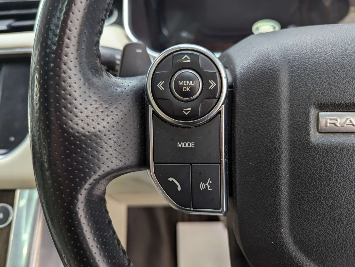 Used Land Rover Range Rover Sport 2015 for sale - 77195835: Photo 78