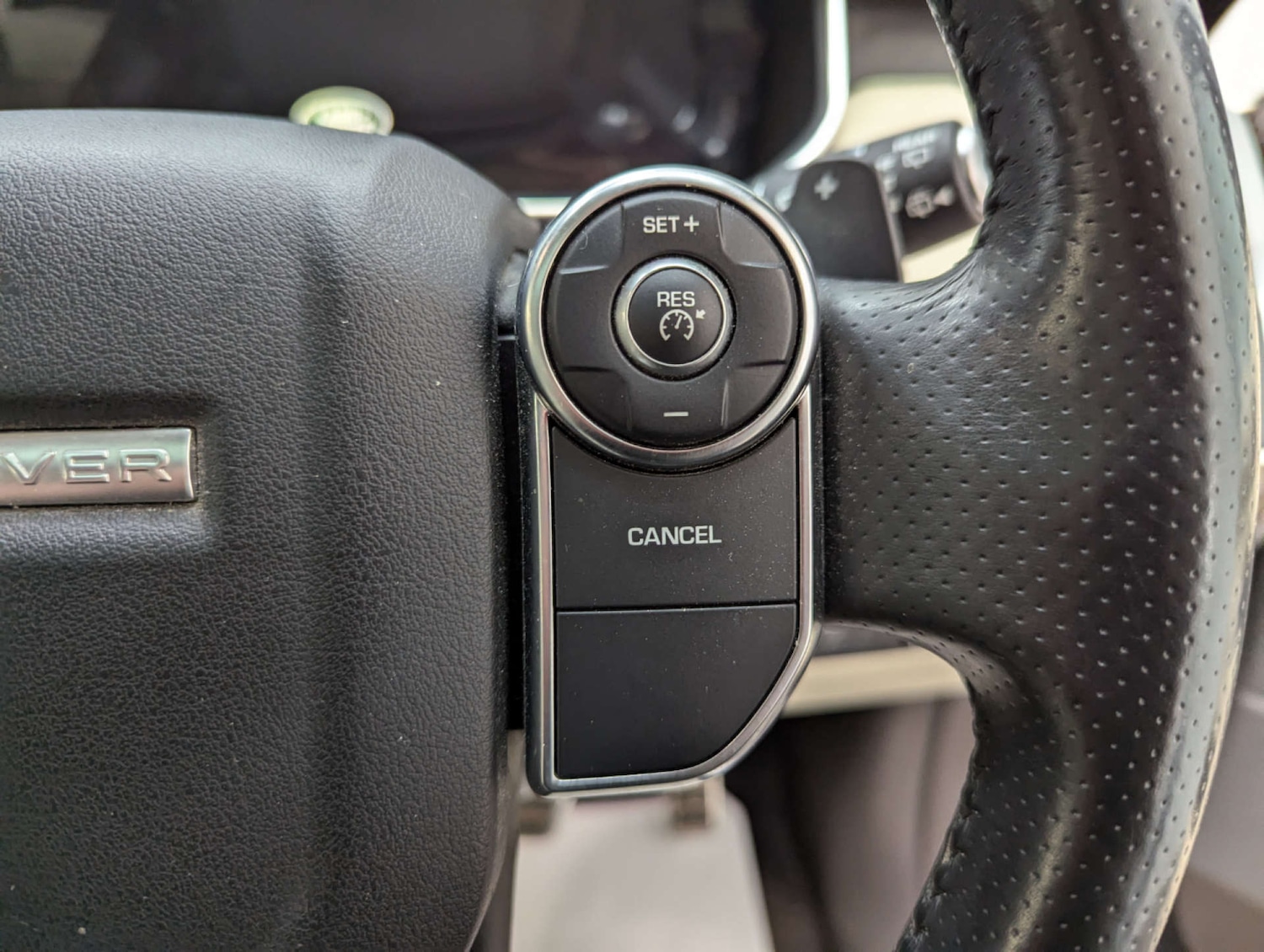 Used Land Rover Range Rover Sport 2015 for sale - 77195835: Photo 80