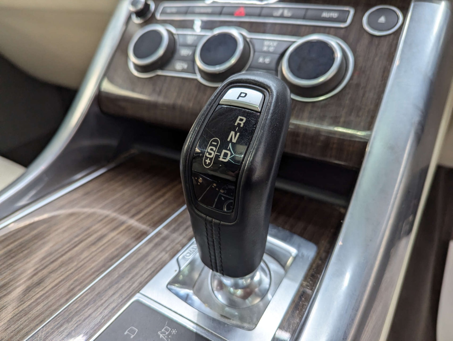 Used Land Rover Range Rover Sport 2015 for sale - 77195835: Photo 94