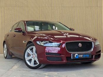 Used Jaguar XE 2015 for sale - 79111359: Photo