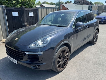 Used Porsche Cayenne 2016 for sale - 78998052: Photo