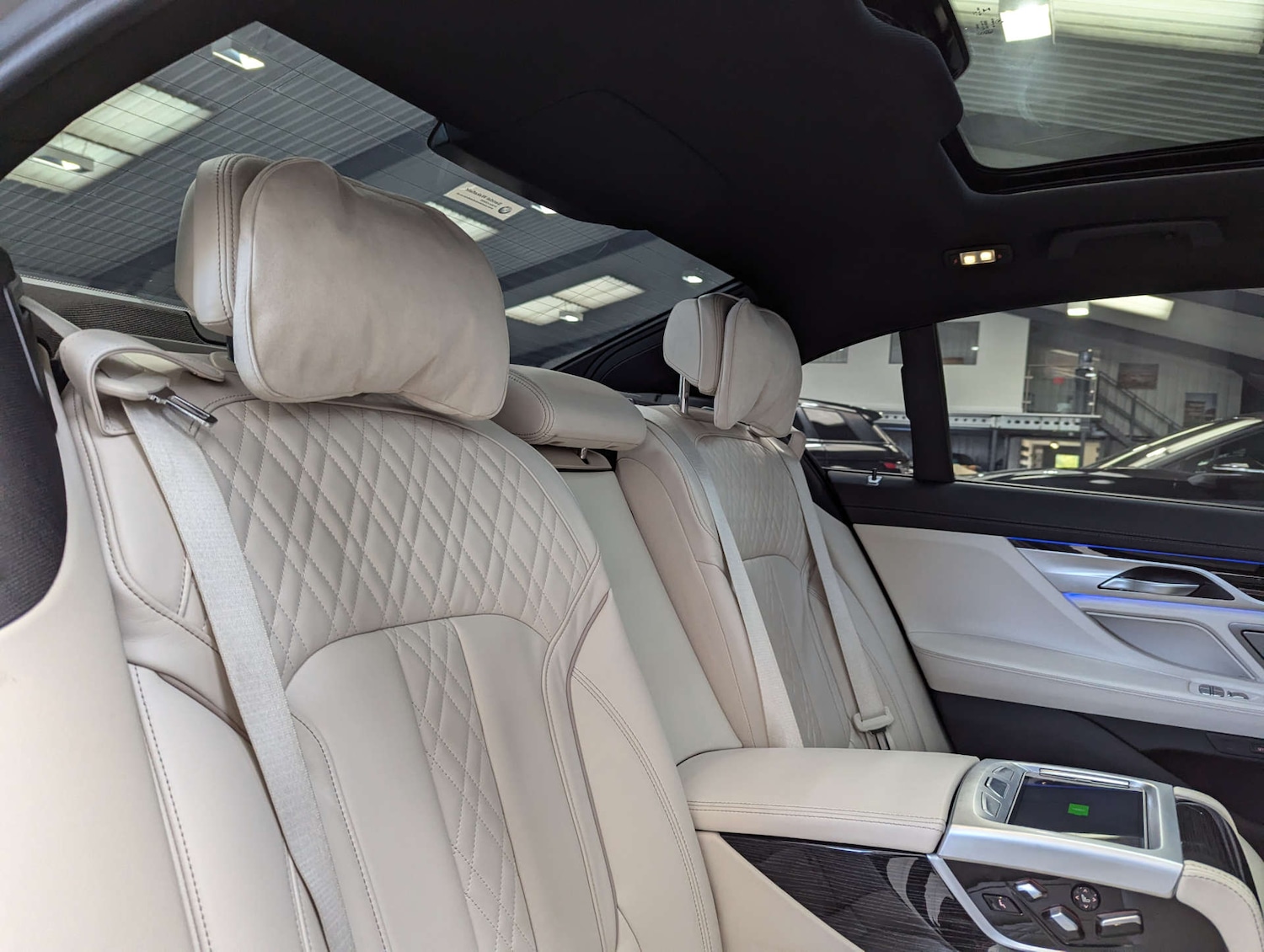 Used BMW 7 Series 2018 for sale - 76363728: Photo 64