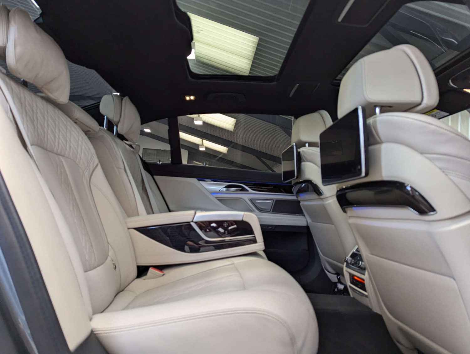 Used BMW 7 Series 2018 for sale - 76363728: Photo 65