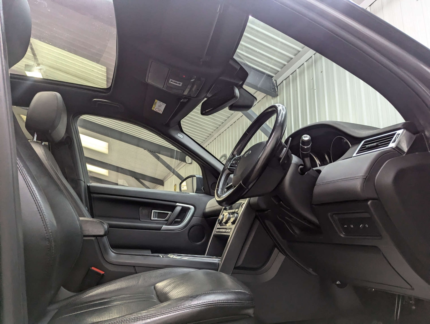 Used Land Rover Discovery Sport 2019 for sale - 76569711: Photo 51