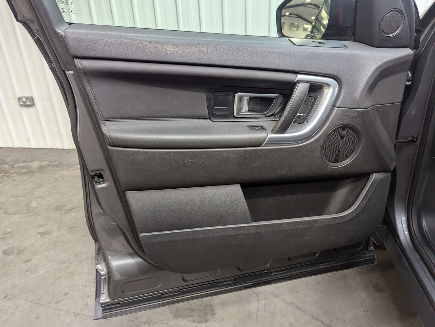 Used Land Rover Discovery Sport 2019 for sale - 76569711: Photo 60