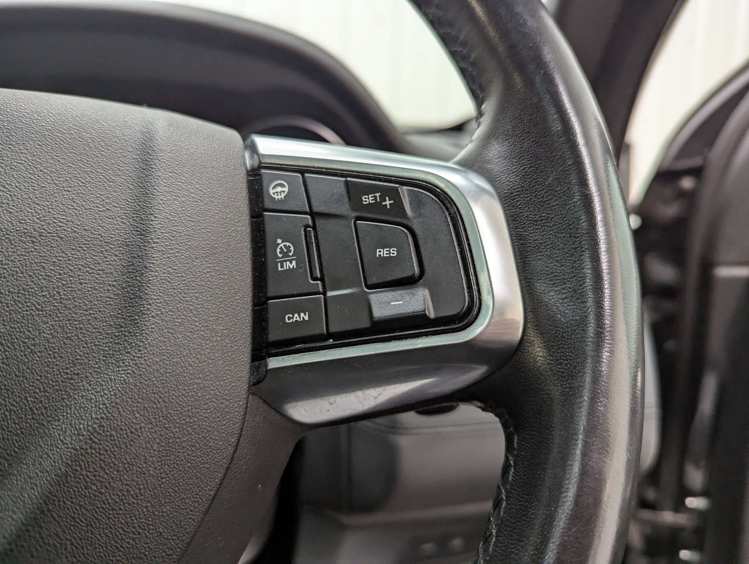 Used Land Rover Discovery Sport 2019 for sale - 76569711: Photo 79