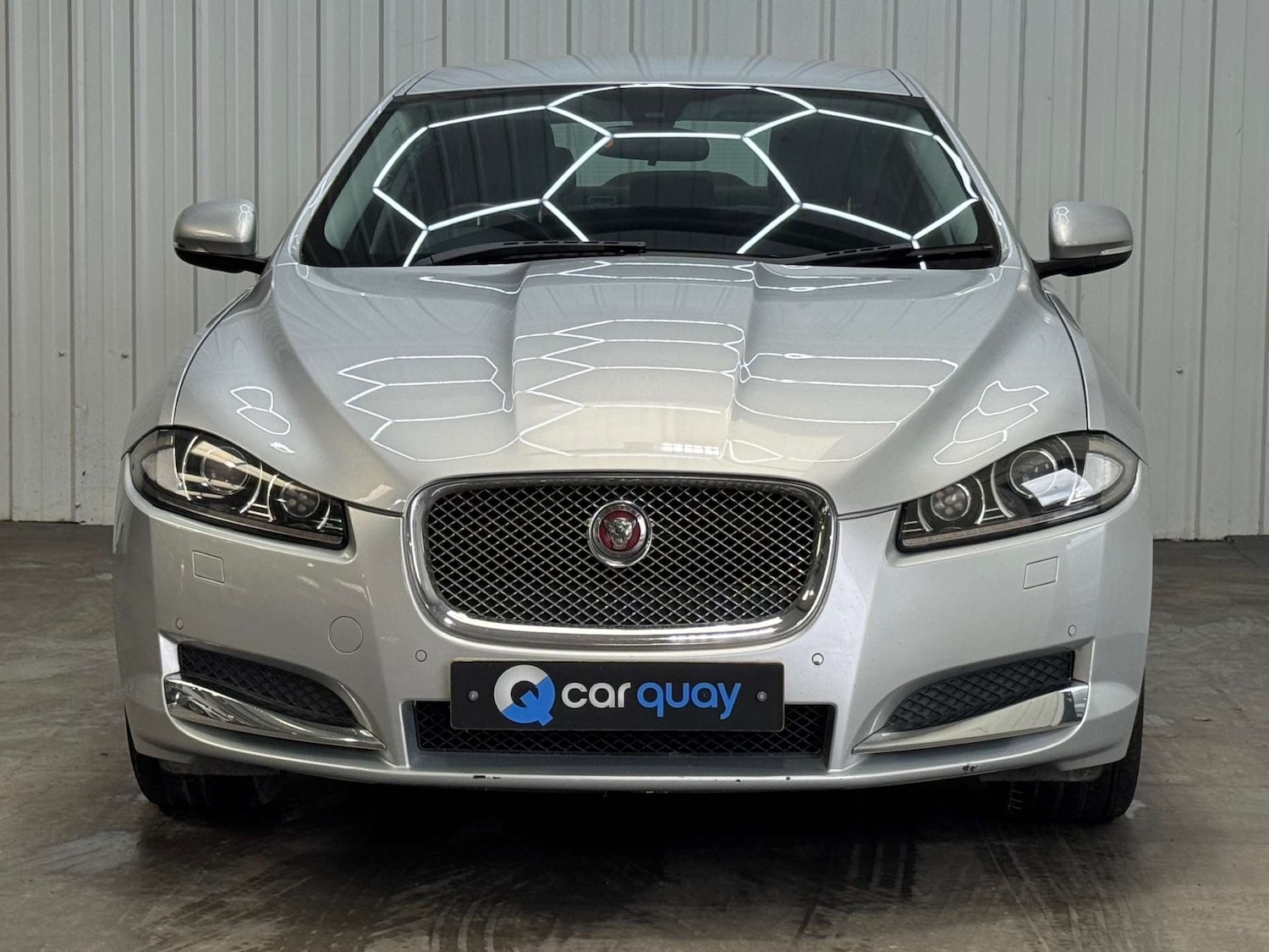 Used Jaguar XF 2015 for sale - 77717749: Photo 14