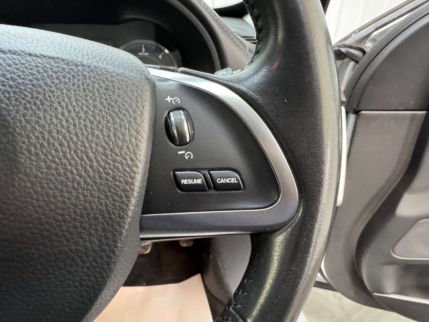 Used Jaguar XF 2015 for sale - 77717749: Photo 39