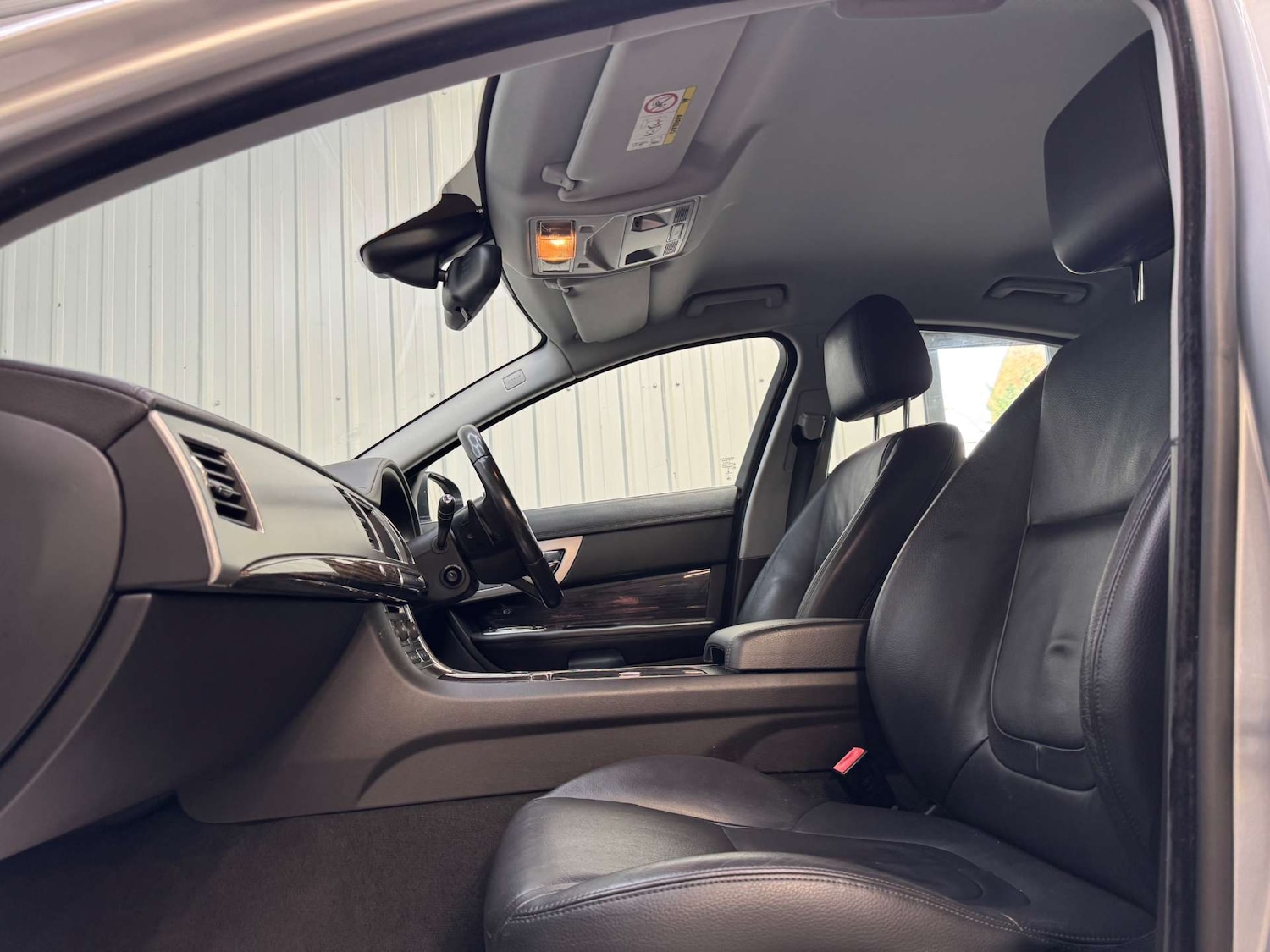 Used Jaguar XF 2015 for sale - 77717749: Photo 62