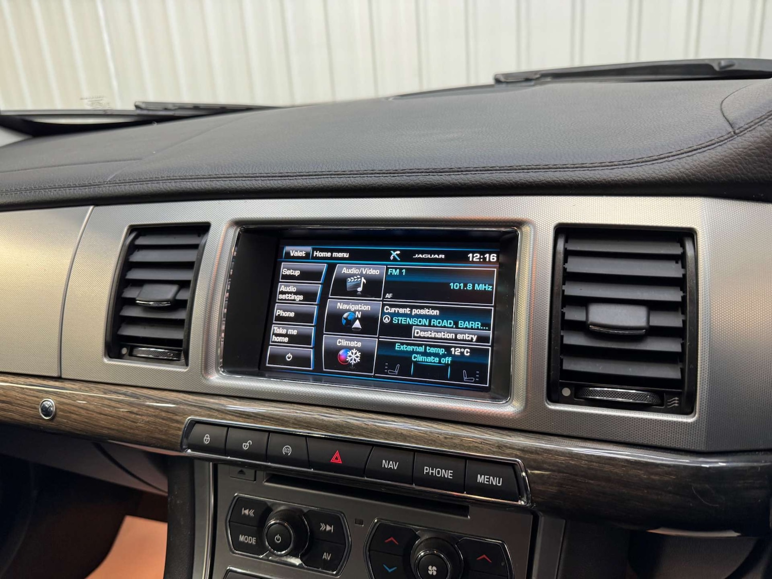 Used Jaguar XF 2015 for sale - 77717749: Photo 78