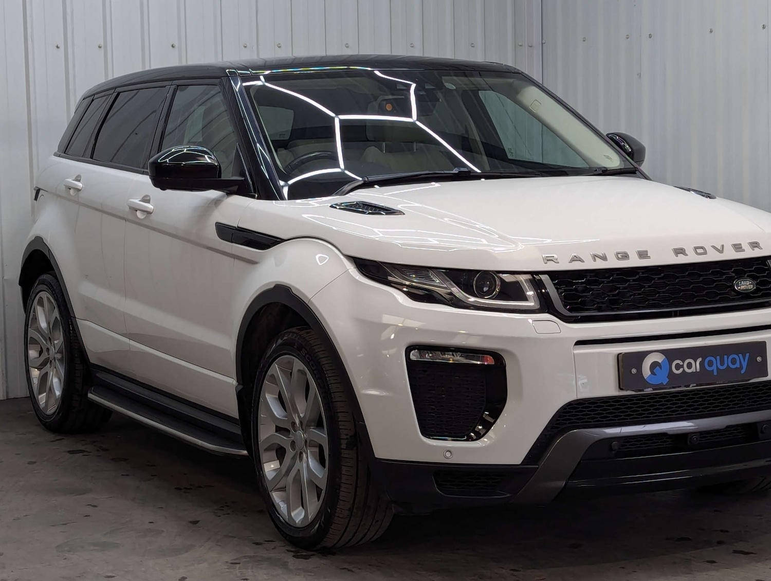 Used Land Rover Range Rover Evoque 2018 for sale - 76830000: Photo 17