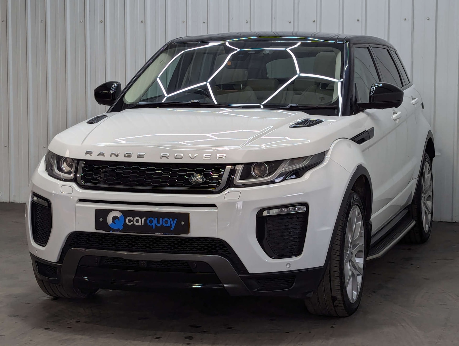 Used Land Rover Range Rover Evoque 2018 for sale - 76830000: Photo 24