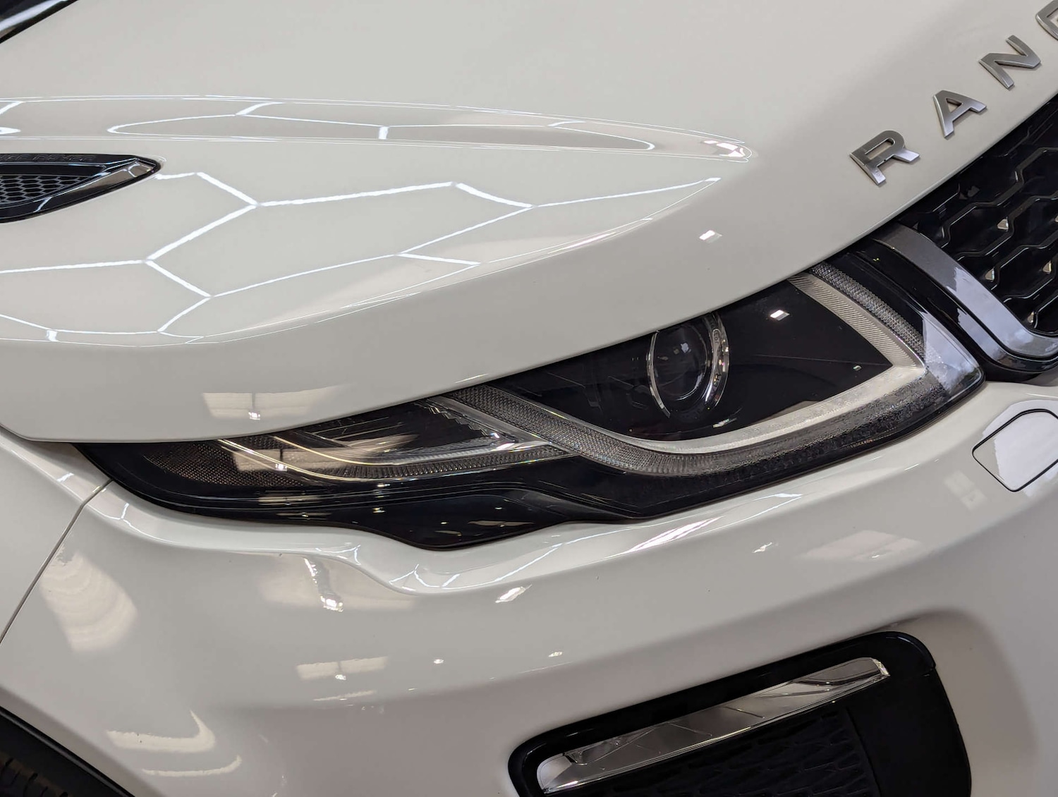 Used Land Rover Range Rover Evoque 2018 for sale - 76830000: Photo 26