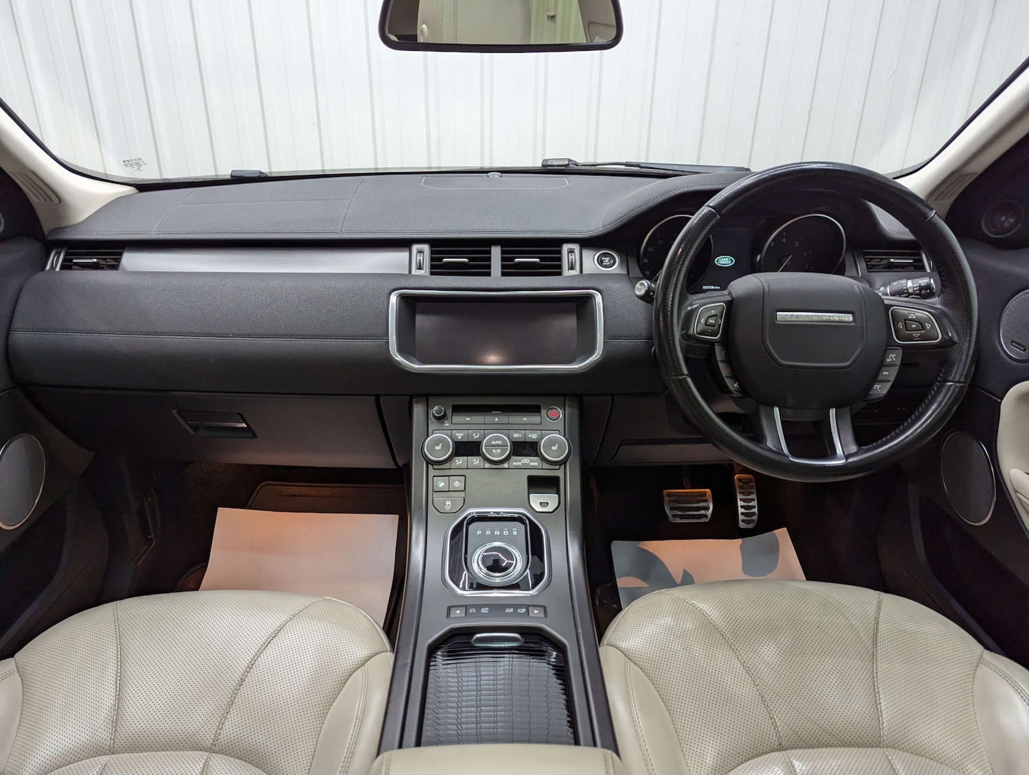 Used Land Rover Range Rover Evoque 2018 for sale - 76830000: Photo 47