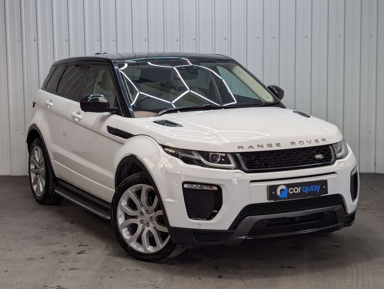 Used Land Rover Range Rover Evoque 2018 for sale - 76830000: Photo 5