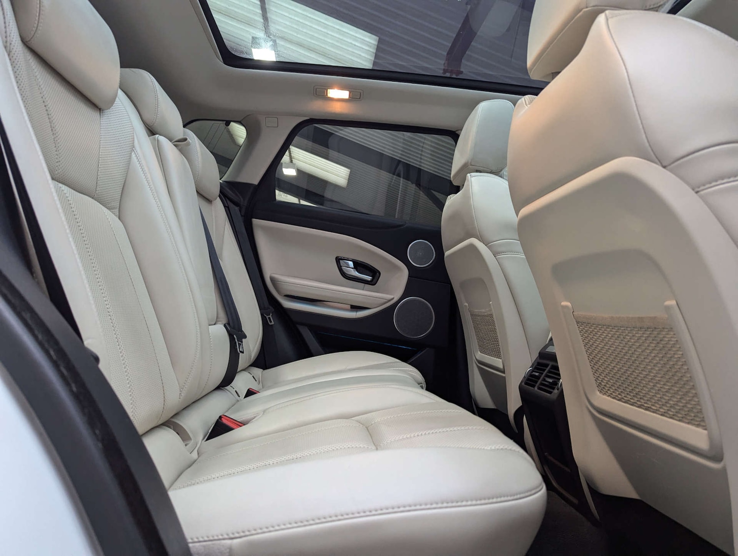 Used Land Rover Range Rover Evoque 2018 for sale - 76830000: Photo 64