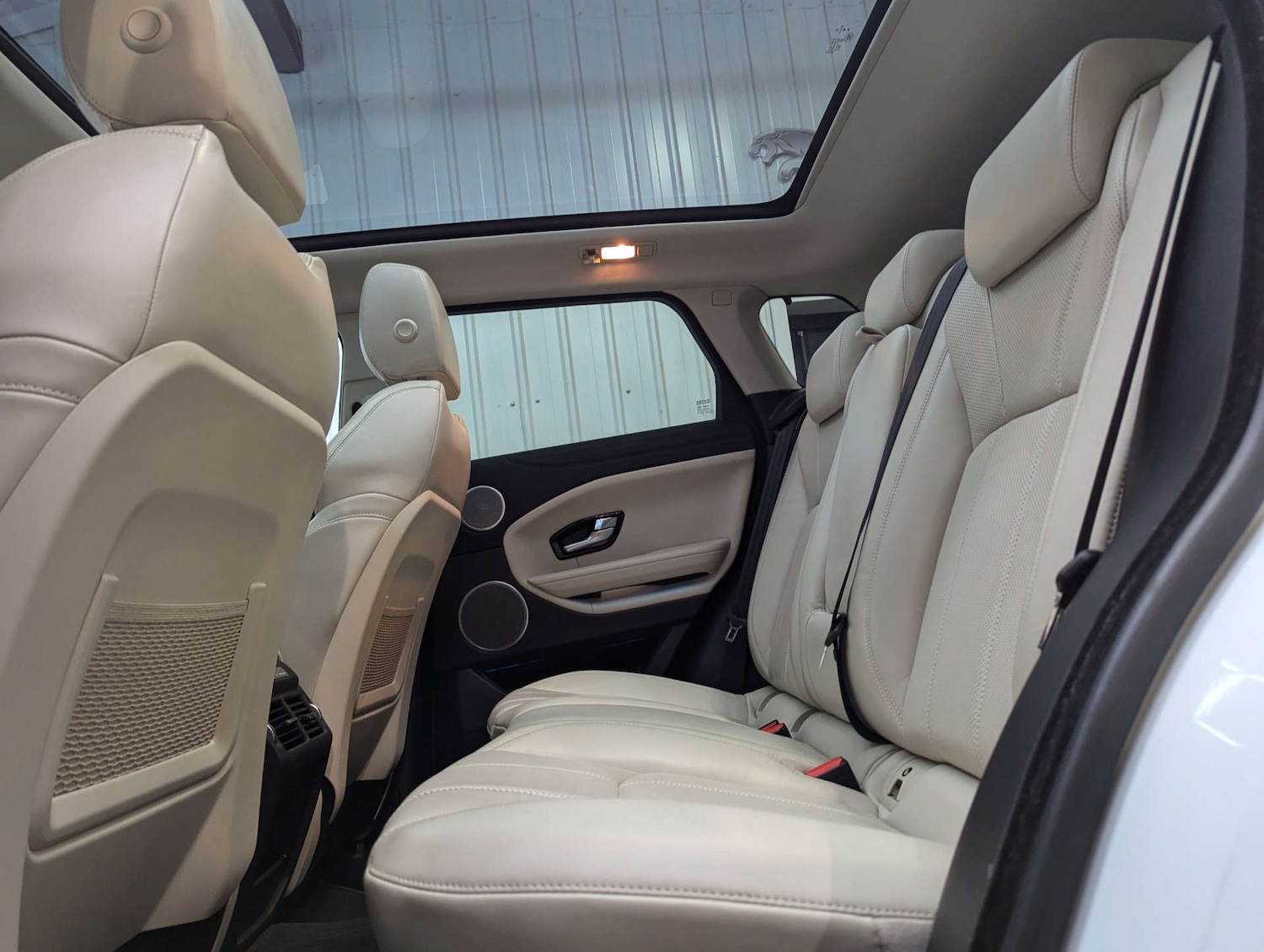 Used Land Rover Range Rover Evoque 2018 for sale - 76830000: Photo 69