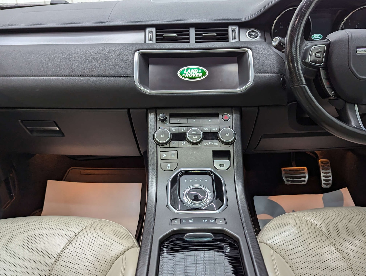 Used Land Rover Range Rover Evoque 2018 for sale - 76830000: Photo 80