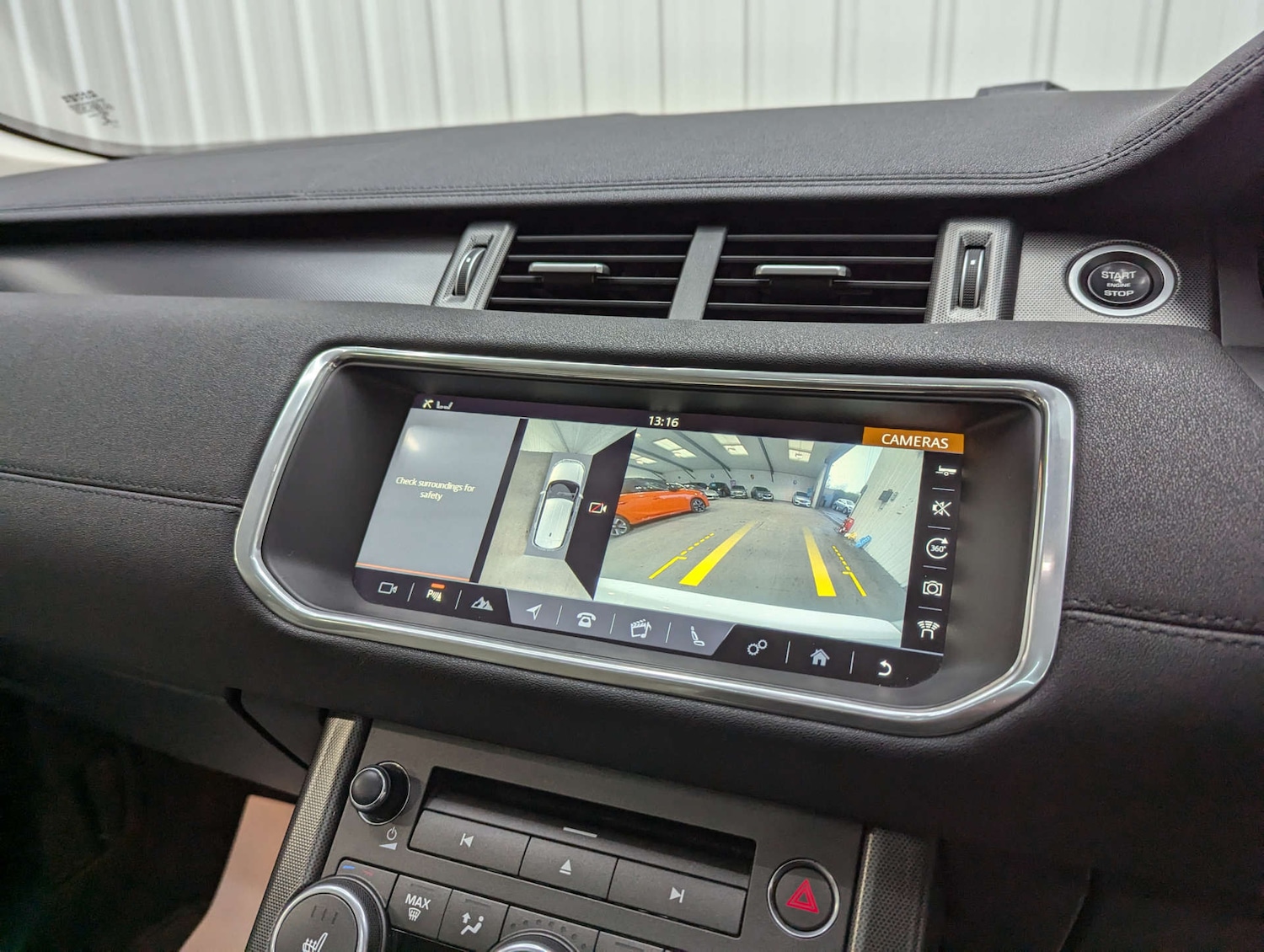 Used Land Rover Range Rover Evoque 2018 for sale - 76830000: Photo 84