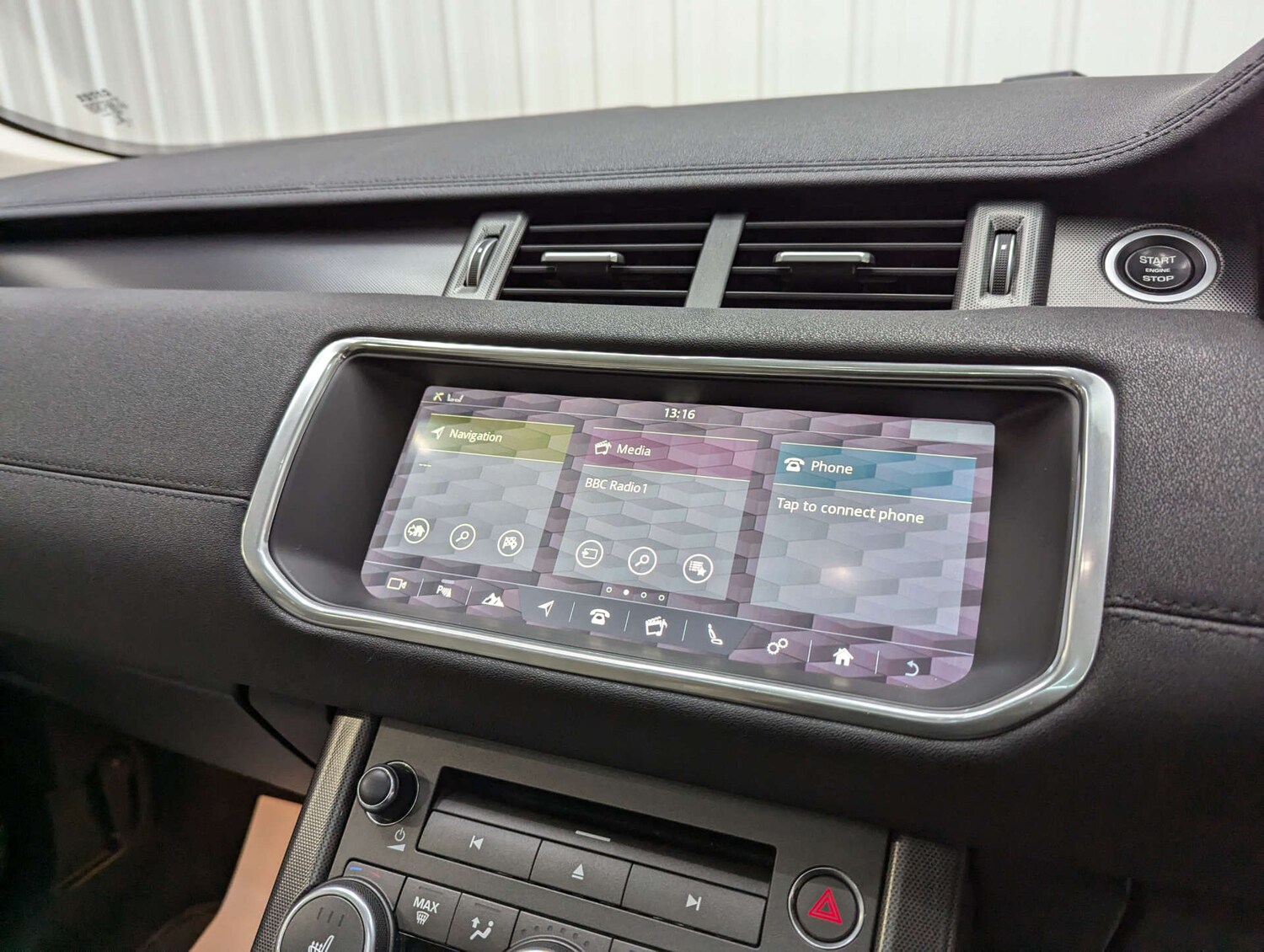 Used Land Rover Range Rover Evoque 2018 for sale - 76830000: Photo 85