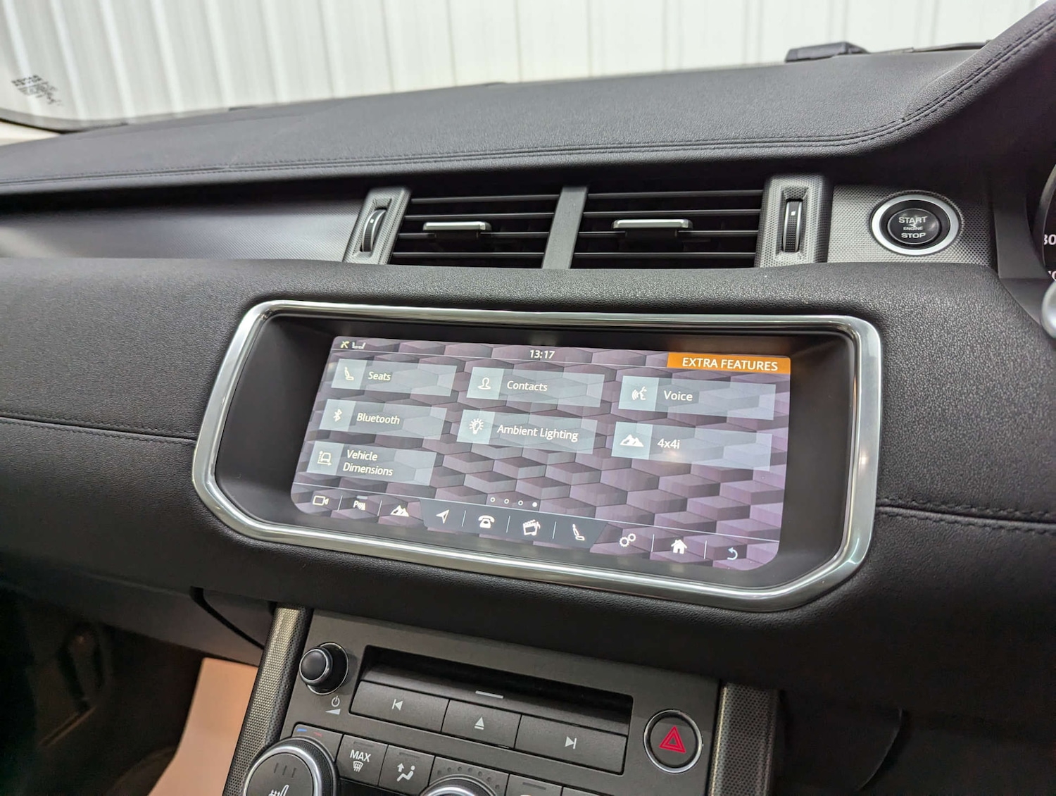 Used Land Rover Range Rover Evoque 2018 for sale - 76830000: Photo 92