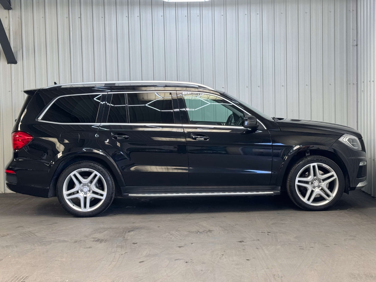 Used Mercedes-Benz GL Class 2014 for sale - 76595238: Photo 14