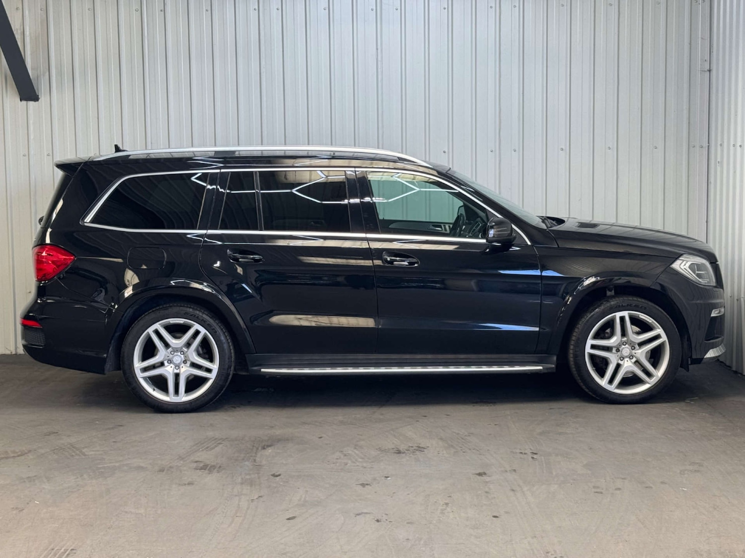 Used Mercedes-Benz GL Class 2014 for sale - 76595238: Photo 15