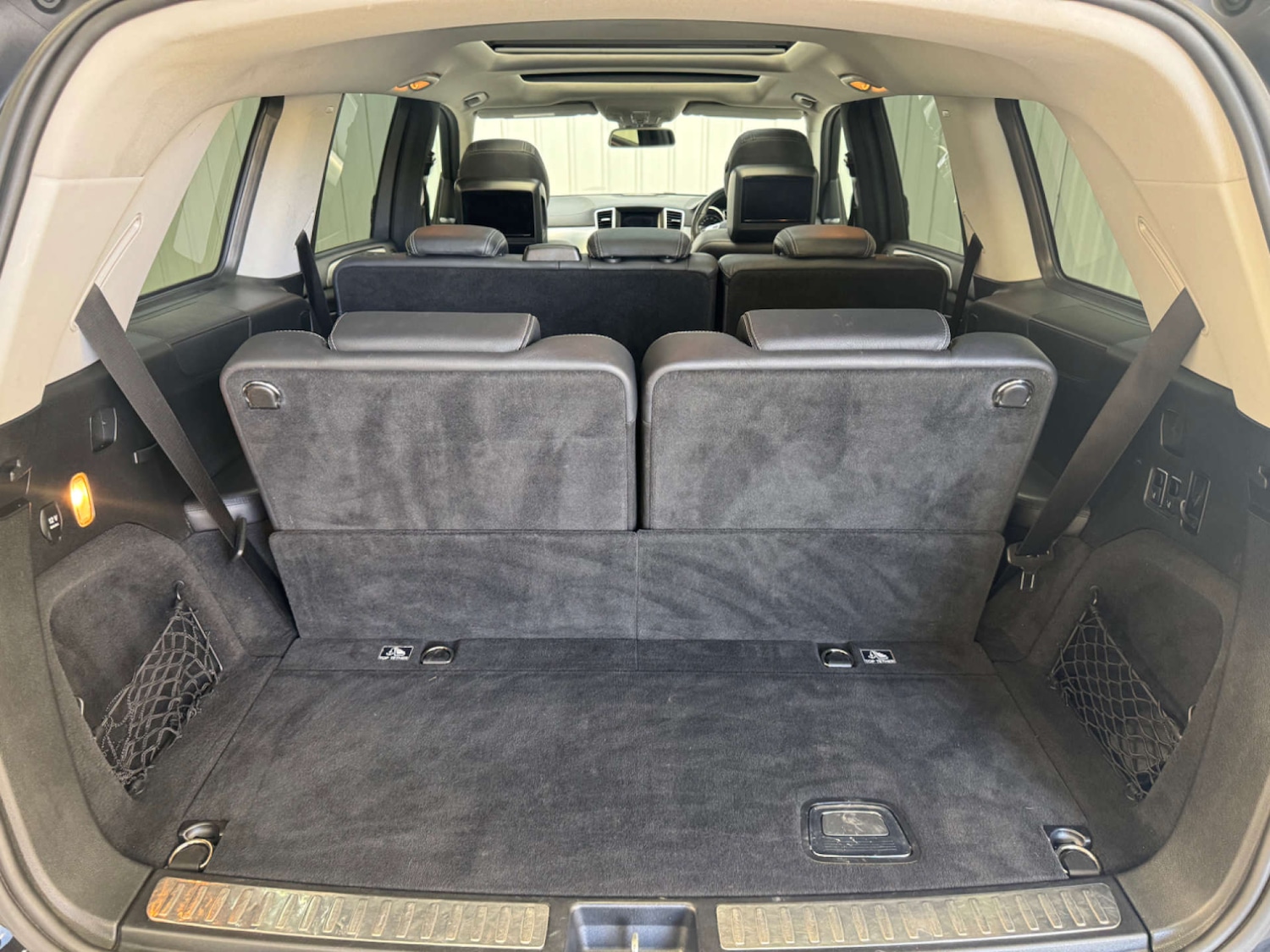 Used Mercedes-Benz GL Class 2014 for sale - 76595238: Photo 46