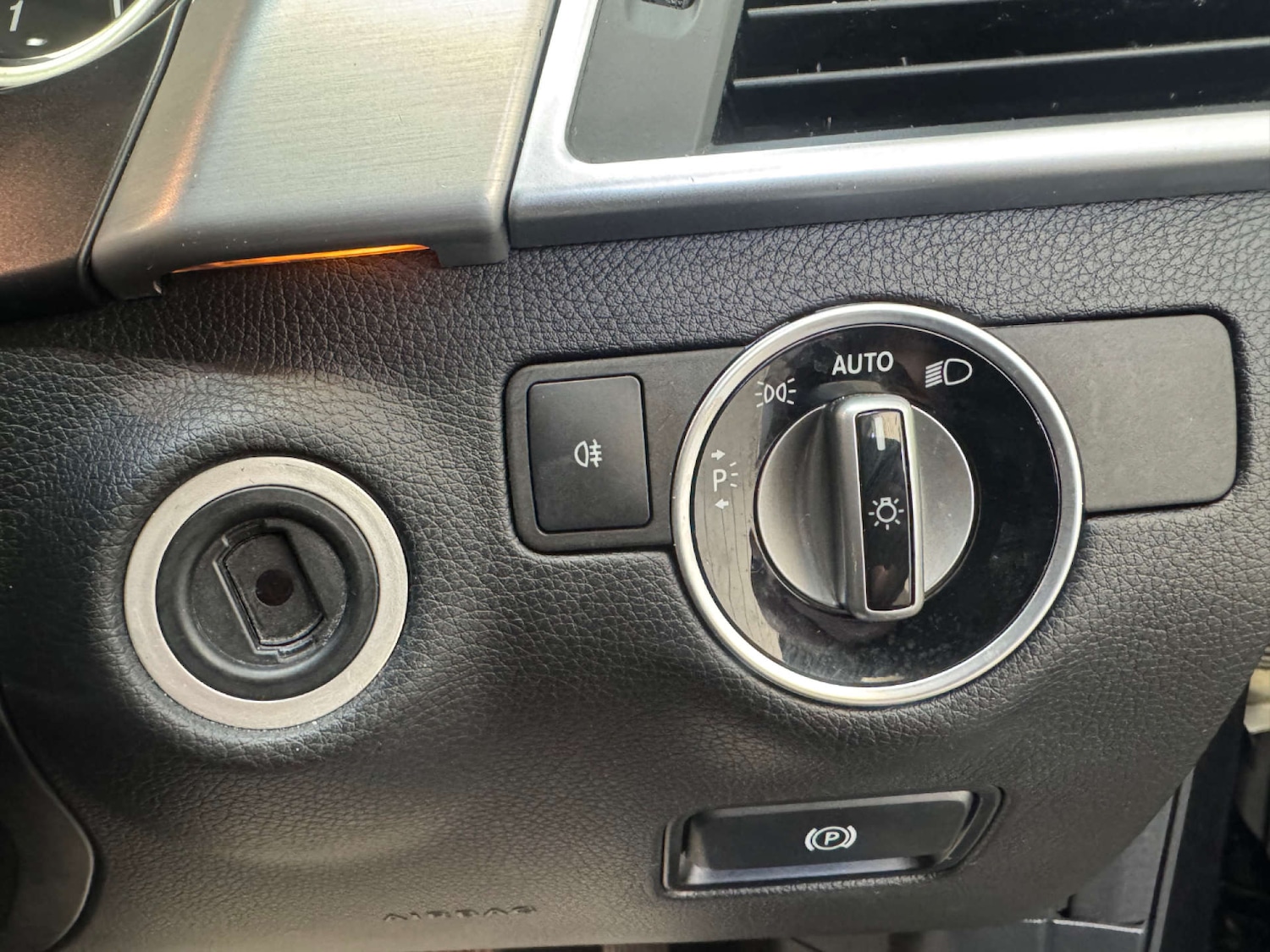 Used Mercedes-Benz GL Class 2014 for sale - 76595238: Photo 86