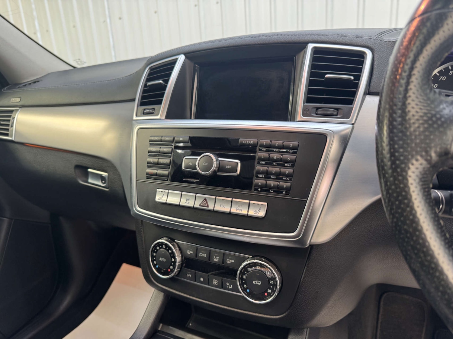 Used Mercedes-Benz GL Class 2014 for sale - 76595238: Photo 89