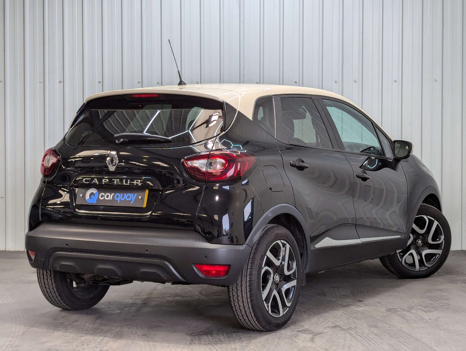 Used Renault Captur 2018 for sale - 76278108: Photo 9