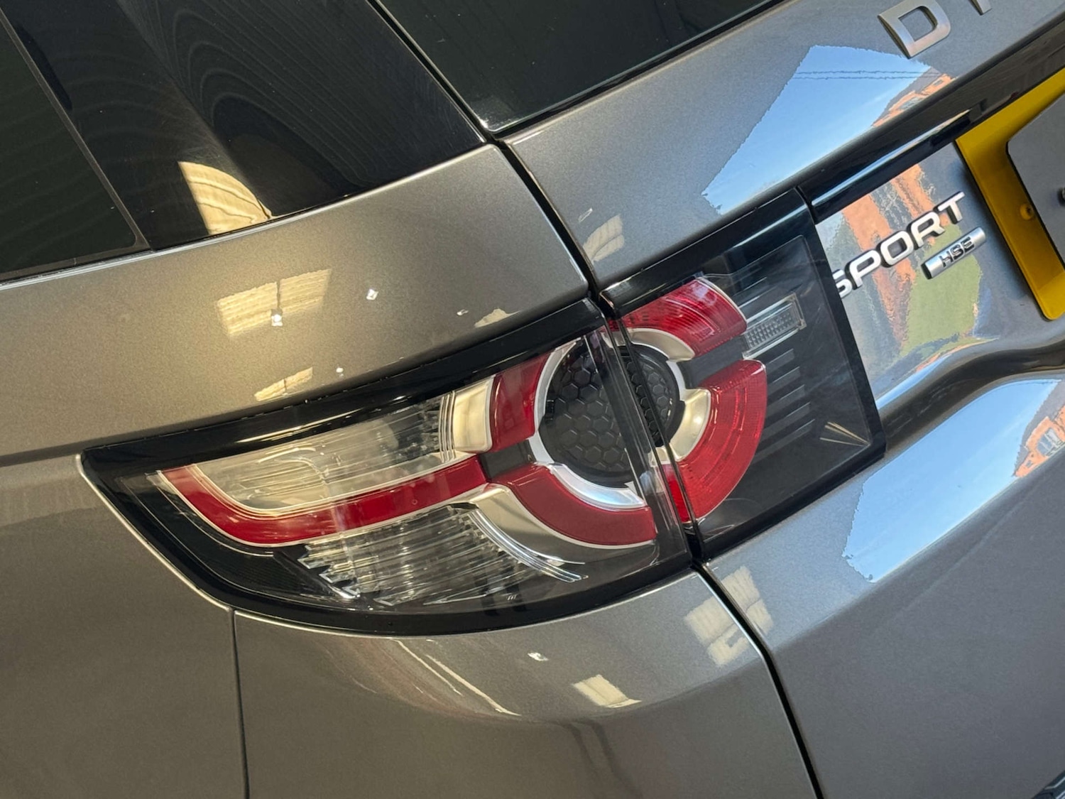 Used Land Rover Discovery Sport 2017 for sale - 76670475: Photo 42